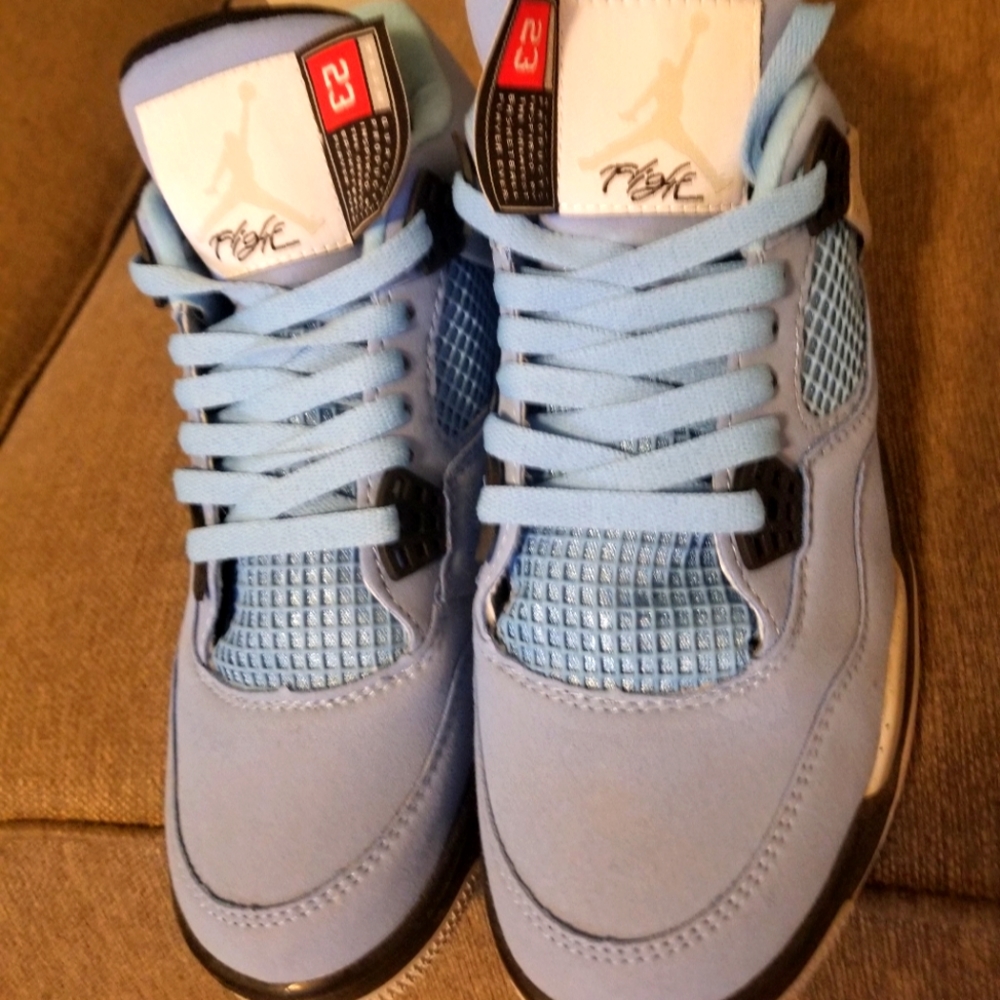 Air Jordan 4